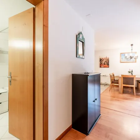 Arcadia Apartment, & Spacious By Inspiringplaces Apartament